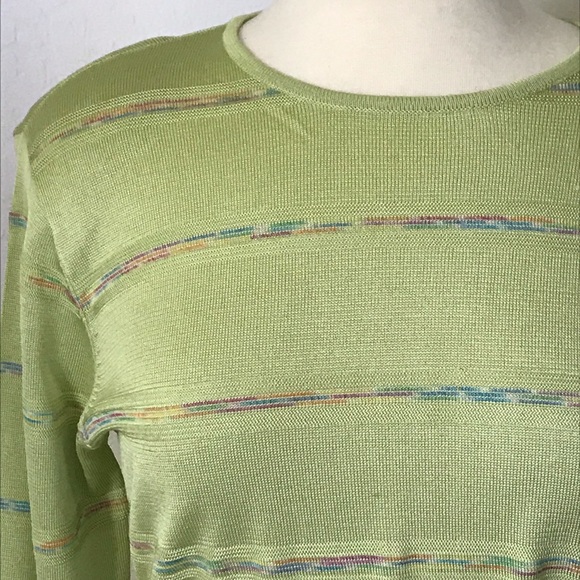 Sweater - Picture 2 of 3